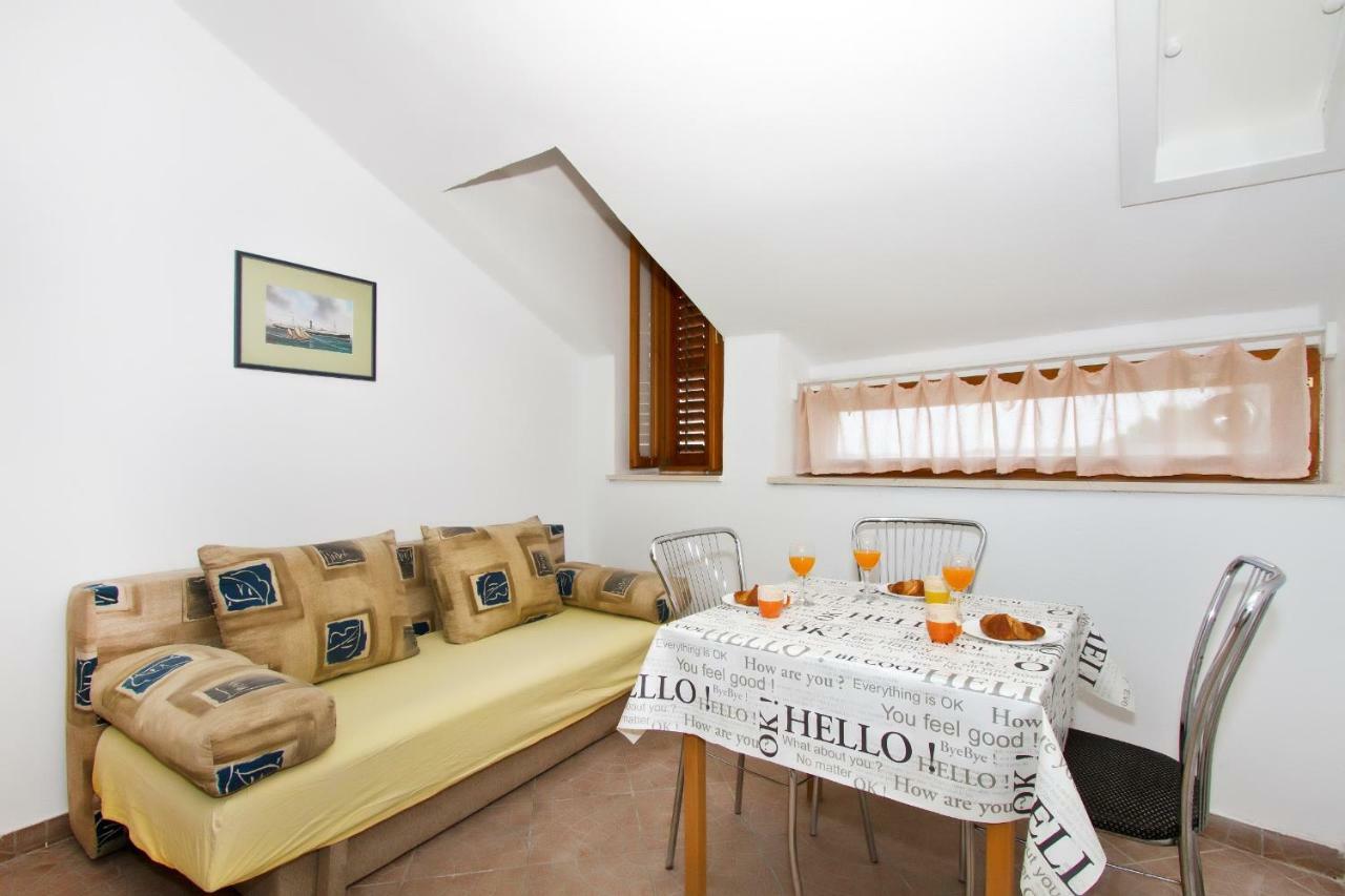 Apartment Center Marija Vodice Buitenkant foto